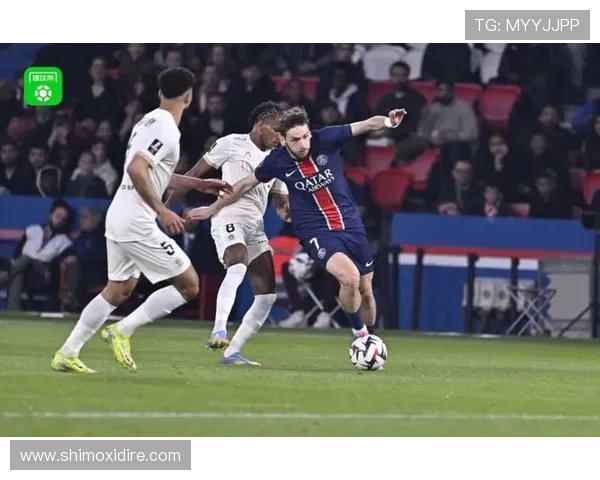 法甲第12轮马赛主场3-0轻取布雷斯特 赛季连胜势头强劲