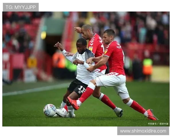 法国杯点球大战巴黎险胜朗斯 萨福诺夫两扑点球力助晋级